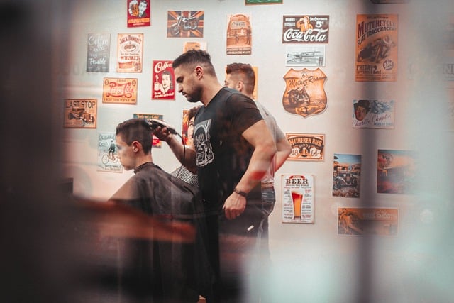 Rewelacyjny barber w Warszawie