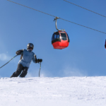 Deluxe Ski Jump 2 - Wciągająca gra dla fanów sportów zimowych