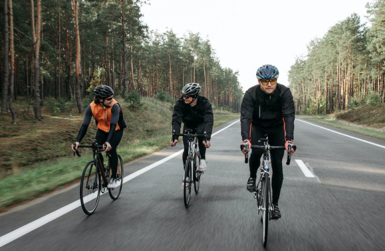 Kluczem do sukcesu na drodze: Odkryj świat rowerów szosowych