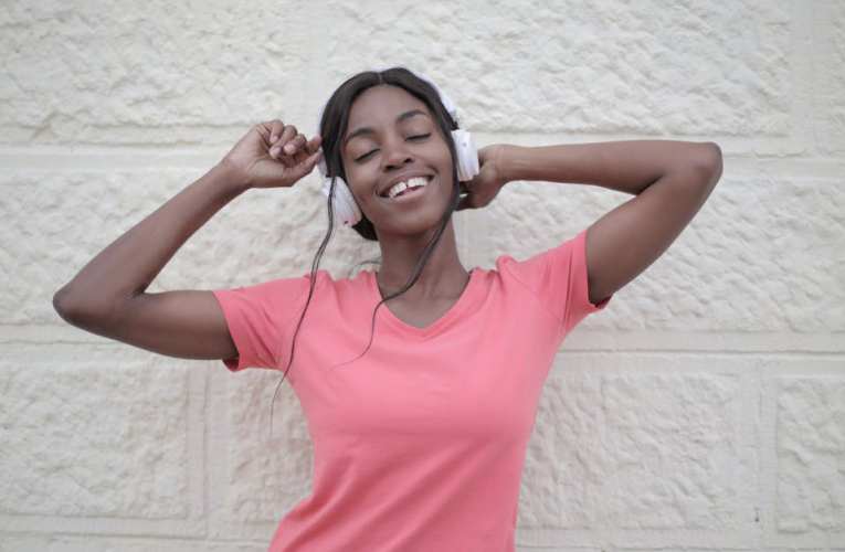 Słuchawki bezprzewodowe – rewolucja w muzyce na każdym kroku